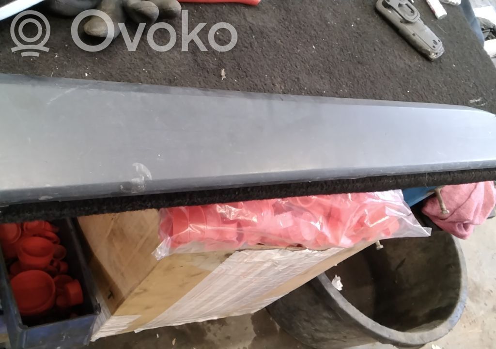 Ford Transit Custom Slenksčio dalis 