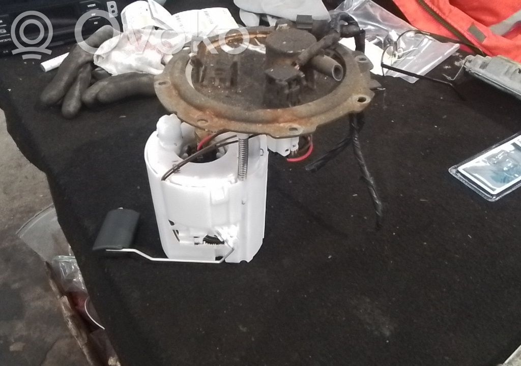 KIA Rio Bomba interna de combustible 
