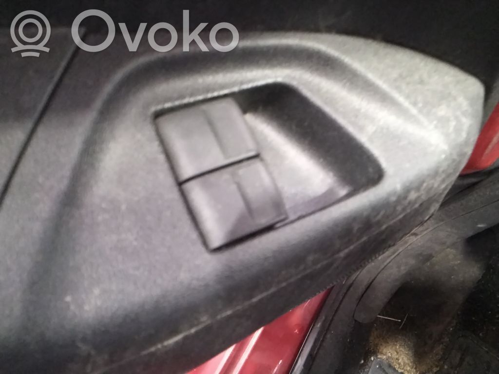 Electric window control switch   B000892480