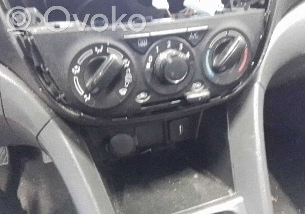 Suzuki Celerio Climate control unit 