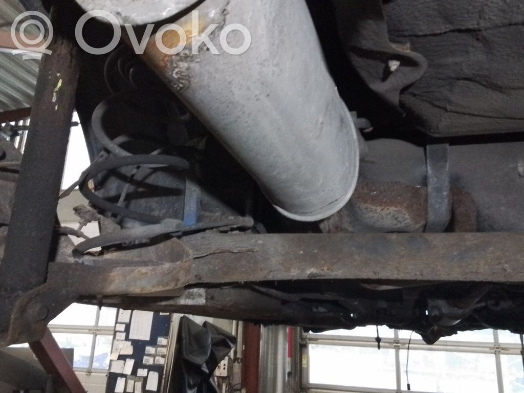 Eje trasero   95073625