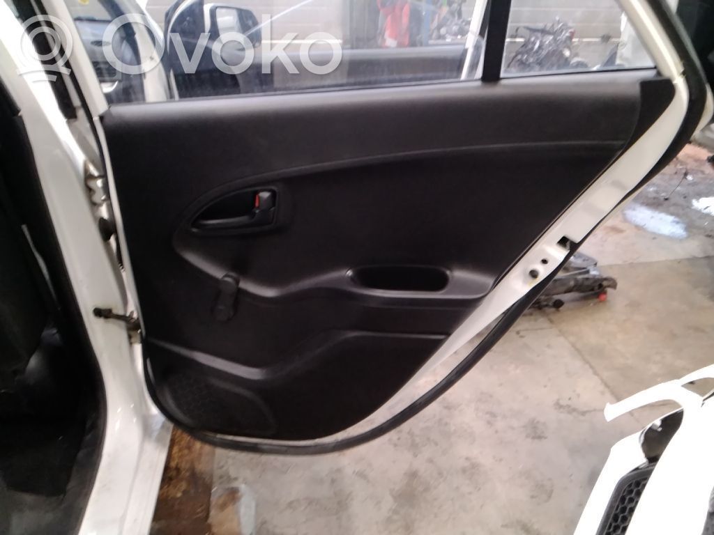KIA Picanto Apšuvums aizmugurējām durvīm 