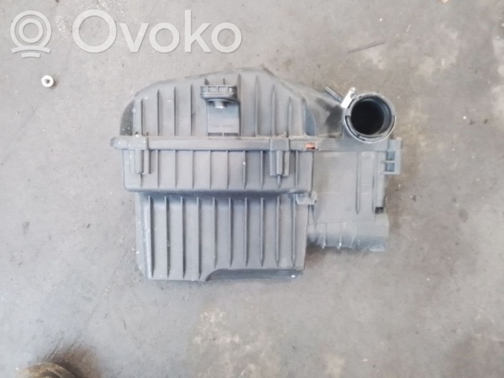 Air filter box   9826454780