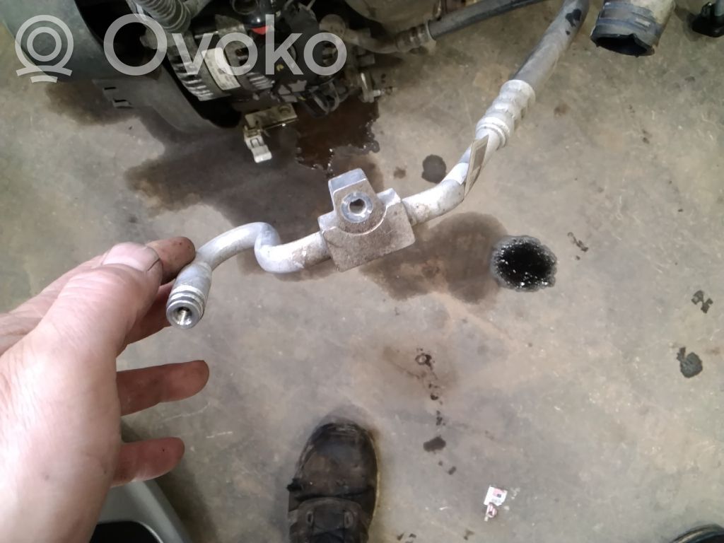 Ford Fiesta Ilmastointilaitteen putki (A/C) 