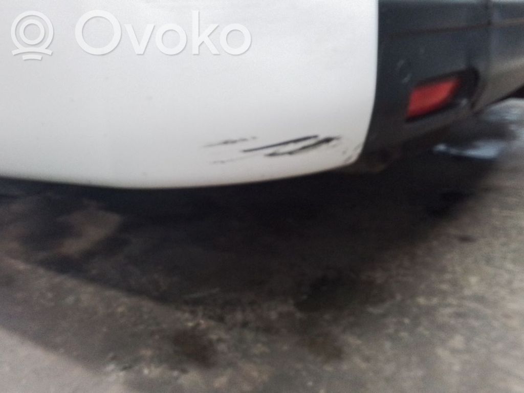Priekšpusē bampera stūra daļa   98135234XT