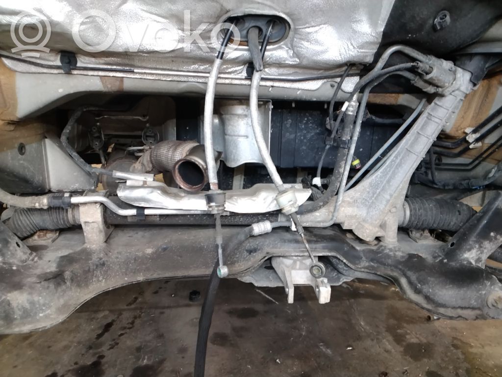 Gear shift cable linkage   1635693380