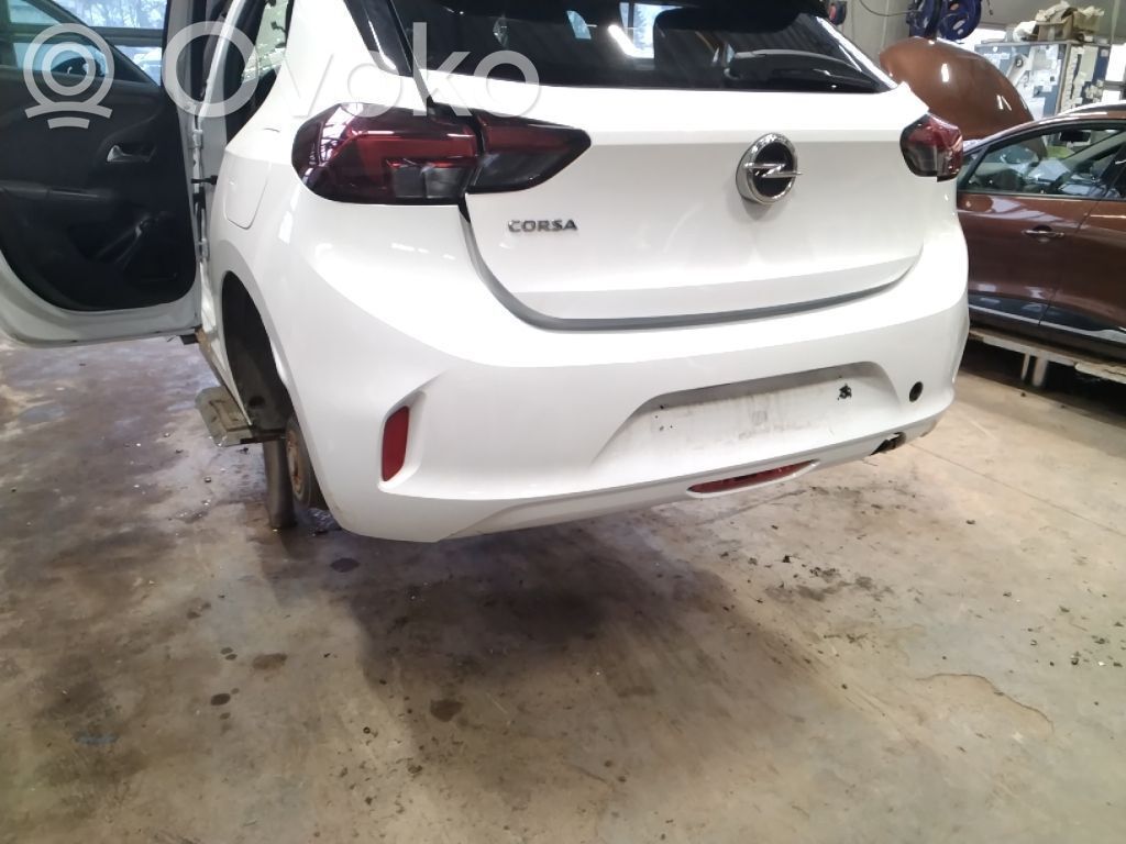Opel Corsa F Parachoques 