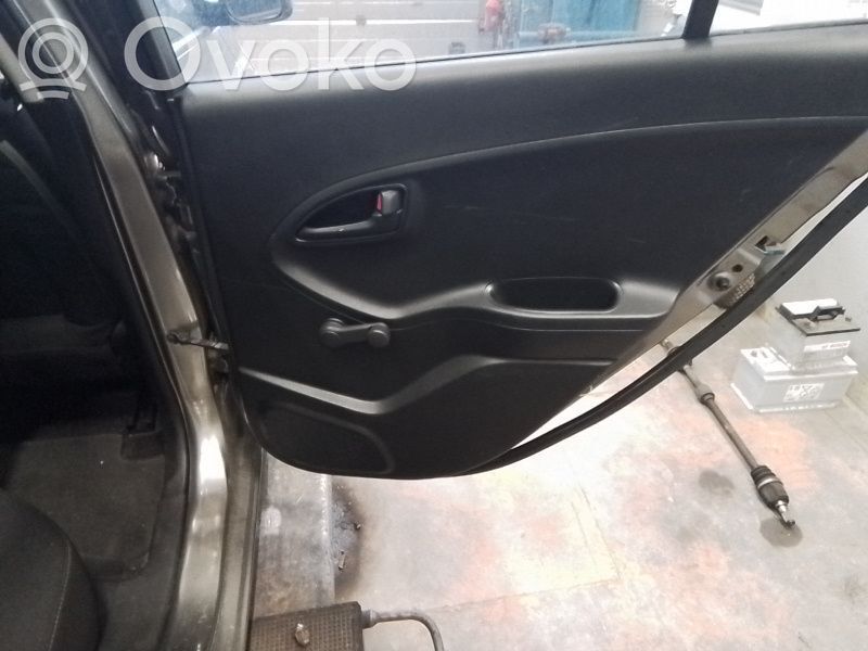 KIA Picanto Apšuvums aizmugurējām durvīm 