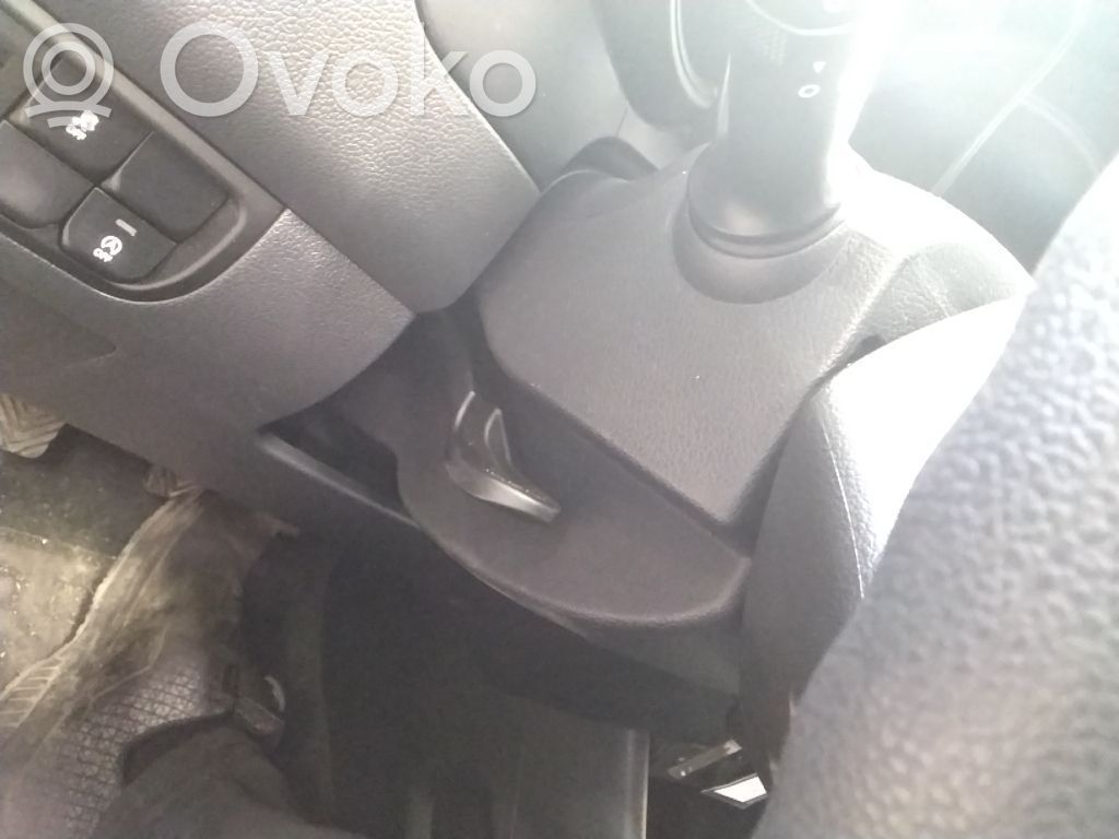 KIA Rio Vairo ašies apdaila 