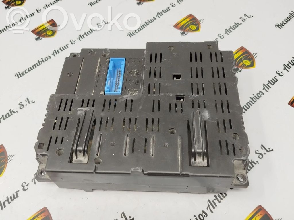 Fiat Punto (199) Unidad de control/módulo de bluetooth 