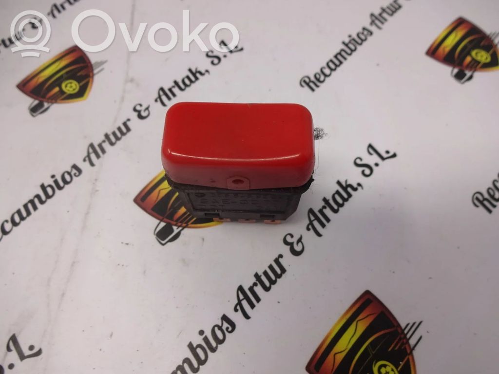 Man TGE 1gen Przycisk świateł awaryjnych 