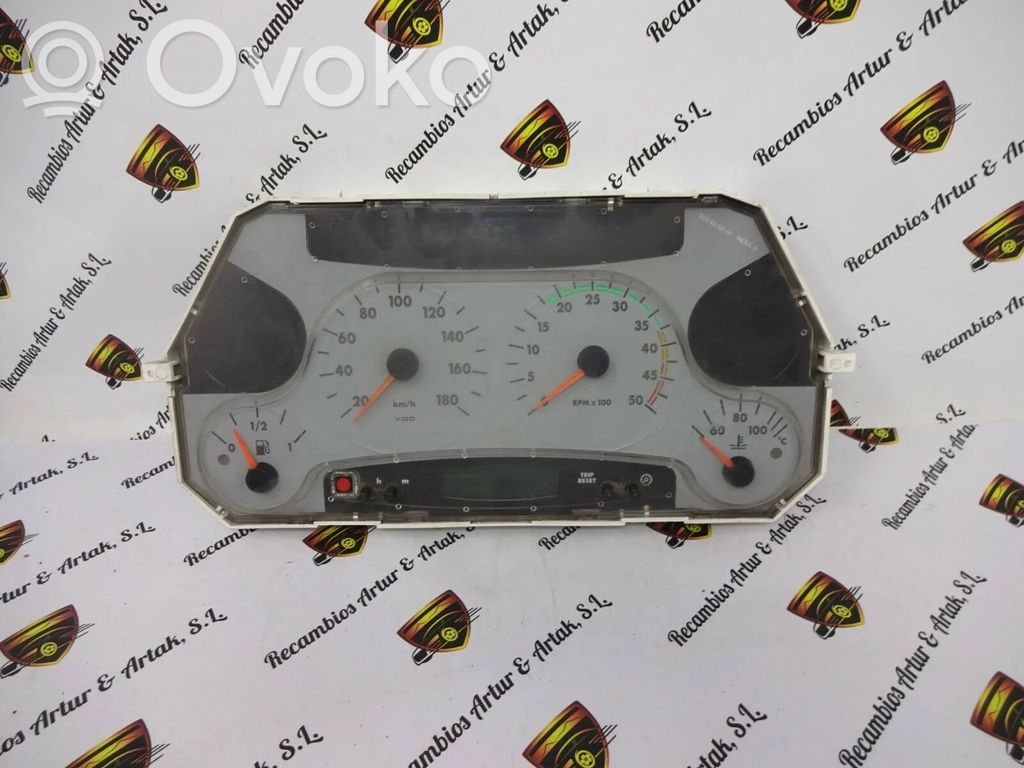 Iveco Daily 3rd gen Panel de instrumentos 