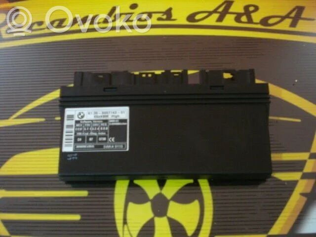 BMW 5 E60 E61 Engine control unit/module 
