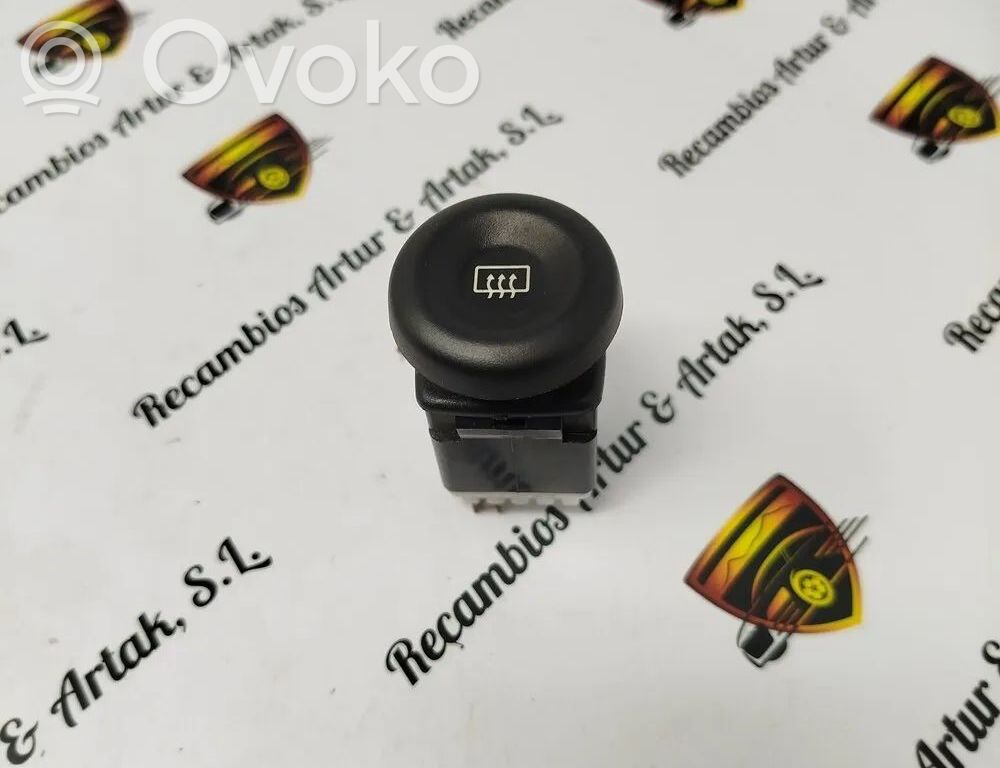 Renault Master III Windscreen/window heater switch 