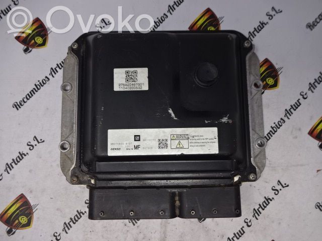 Opel Zafira C Cita dzinēja detaļa 