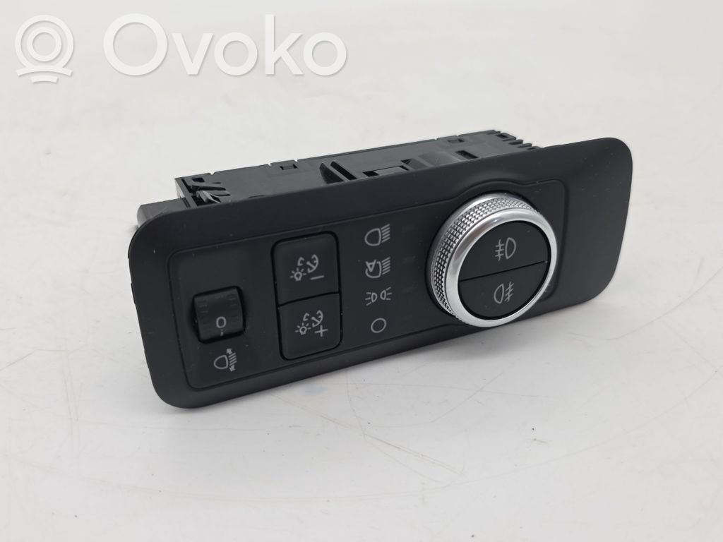 Interrupteur d’éclairage   LV4T13D061DEW,CV4T13D061DEW