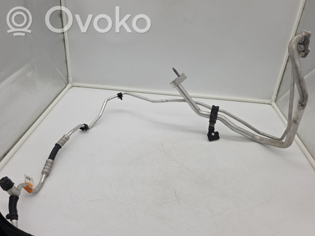 Ford Kuga III Ilmastointilaitteen putki (A/C) 