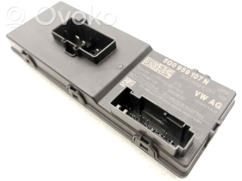 Volkswagen PASSAT B8 Sterownik / Moduł elektrycznej klapy tylnej / bagażnika 