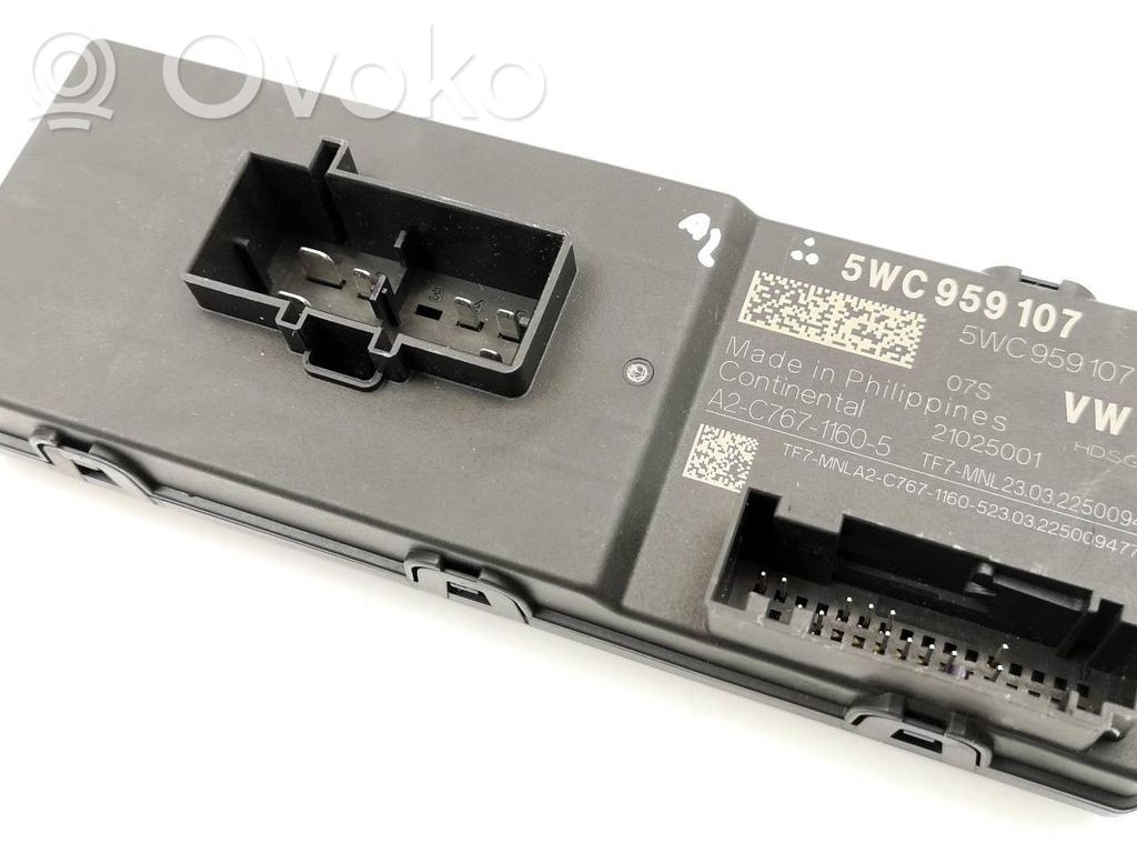 Volkswagen Golf VIII Tailgate/trunk control unit/module 