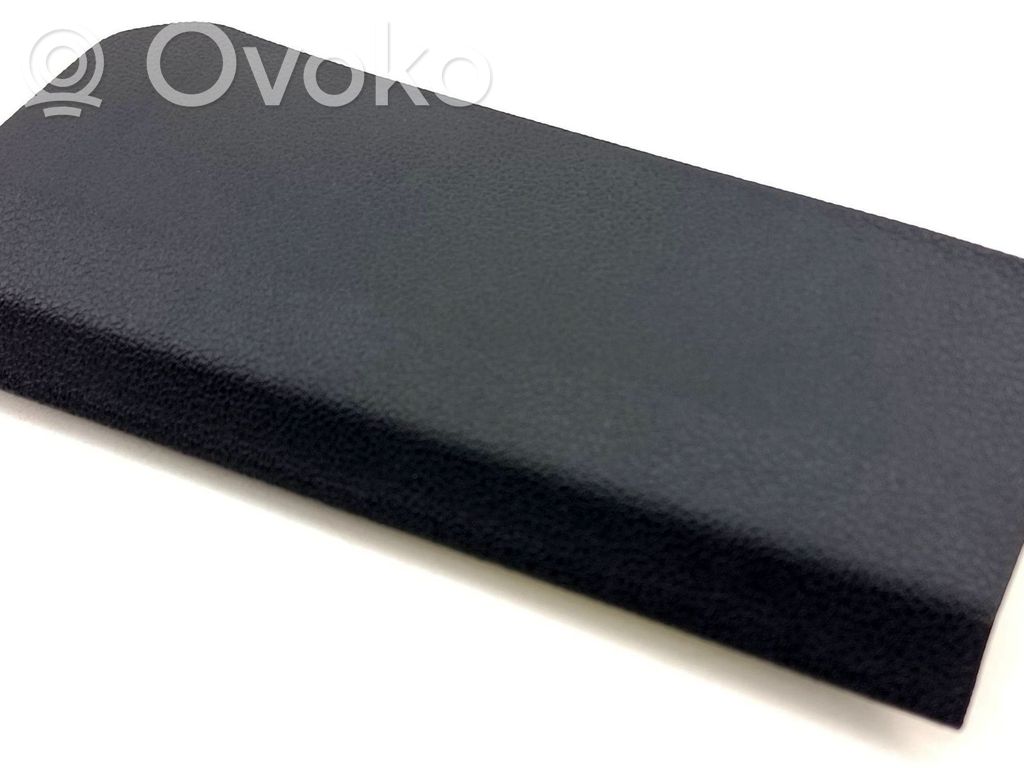 Ford Kuga I Moldura del extremo lateral de panel 