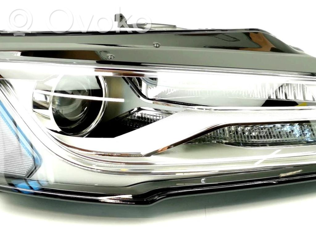 Audi A8 S8 D2 4D Phare frontale 