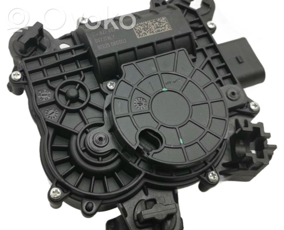 Volkswagen PASSAT B9 Siłownik elektryczny podnoszenia klapy tylnej / bagażnika 