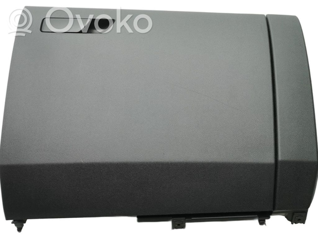 Guantera   5FB857095J,5FB857095J,5FB857095G4PK,5FB857563A