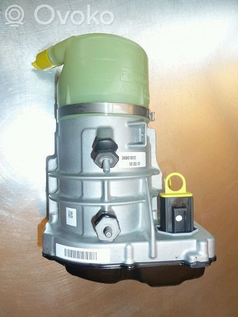 Pompe direction assistée   JER152,36001812