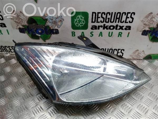 Ford Focus Headlight/headlamp 