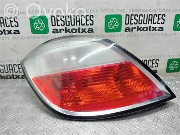 Opel Astra F Lampada fanale posteriore 
