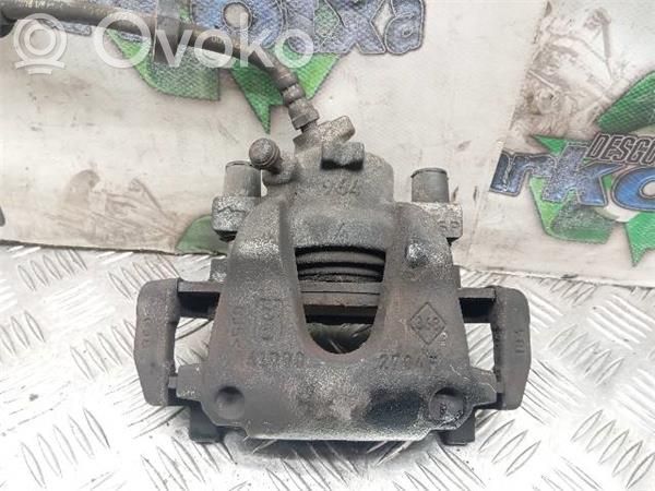 Drum brake (front)   D4FD7,2704R
