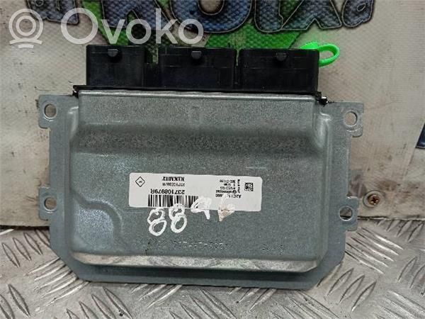 Unité de commande, module ECU de moteur   D4FD7