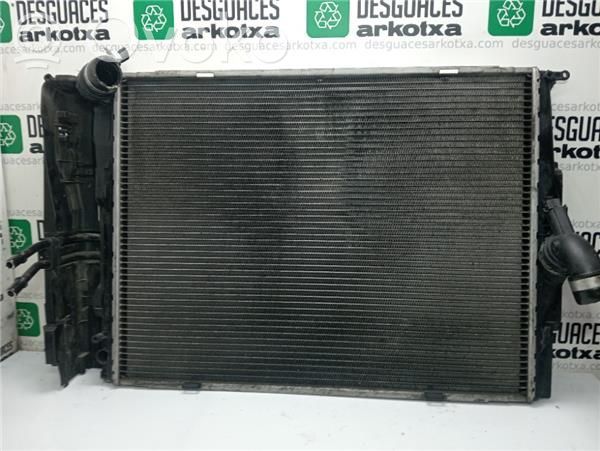 BMW 3 E90 E91 Dzesēšanas šķidruma radiators 