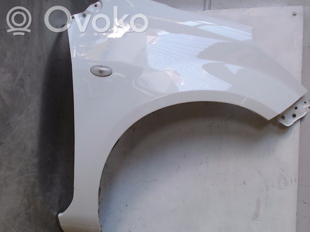 Suzuki Splash Sparnas 