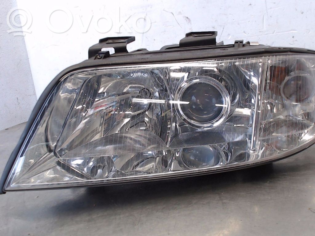 Audi A6 S6 C5 4B Scheinwerfer 