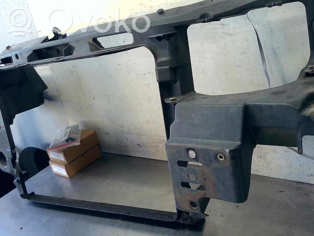 Ford Galaxy Radiatorių panelė 