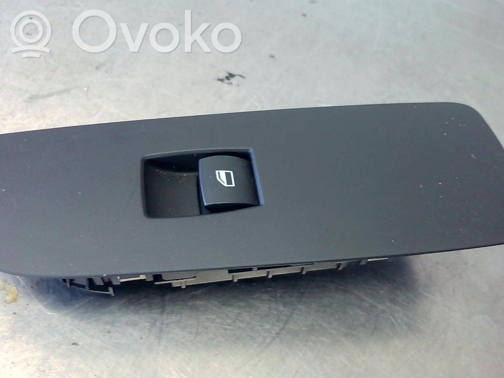 BMW 1 E81 E87 Electric window control switch 