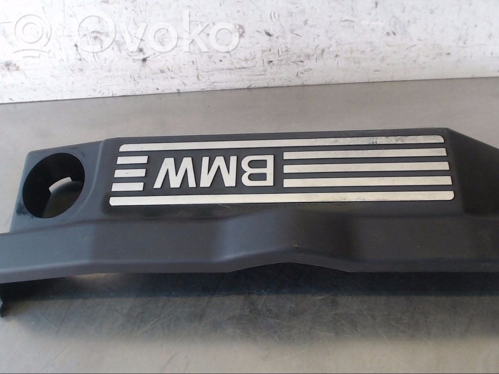 Cubierta del motor (embellecedor)   11617523714