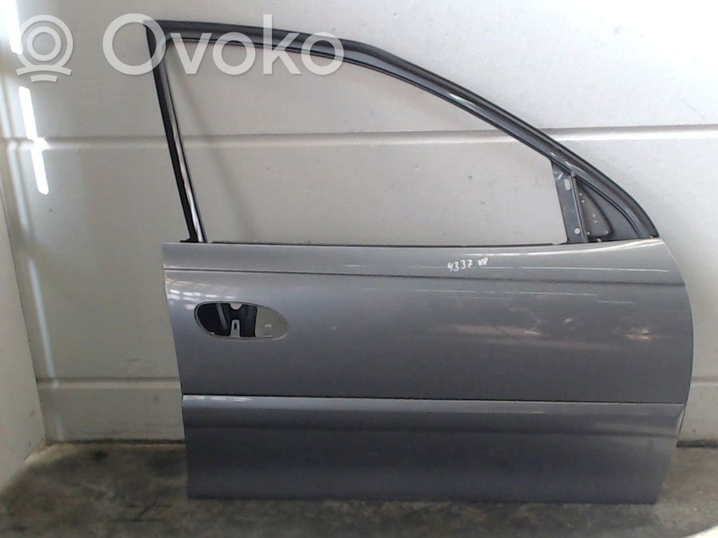 Puerta delantera   09147940,00124530