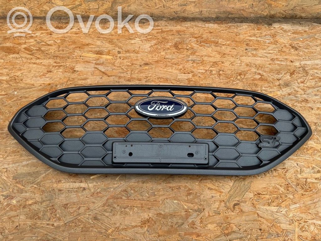 Ford Focus Front bumper upper radiator grill 
