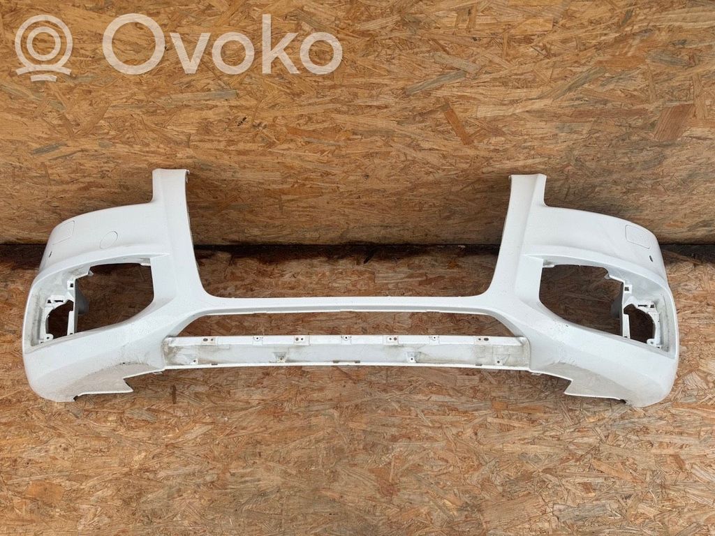 Parachoques delantero   8T0807437D