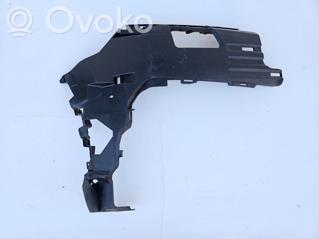 Audi Q7 4M Front bumper mounting bracket 