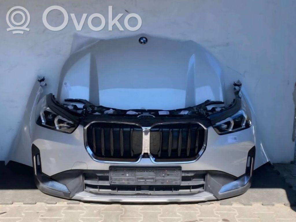 BMW X1 U11 Front piece kit 