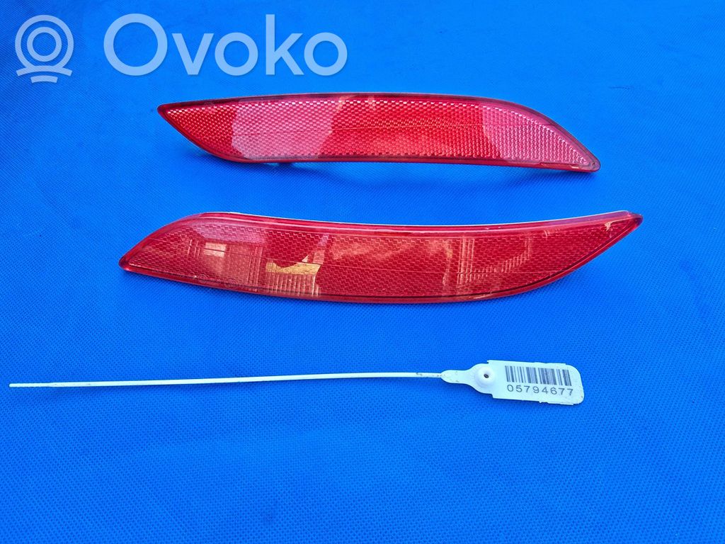 Reflector de faros/luces traseros   7191767,7191768