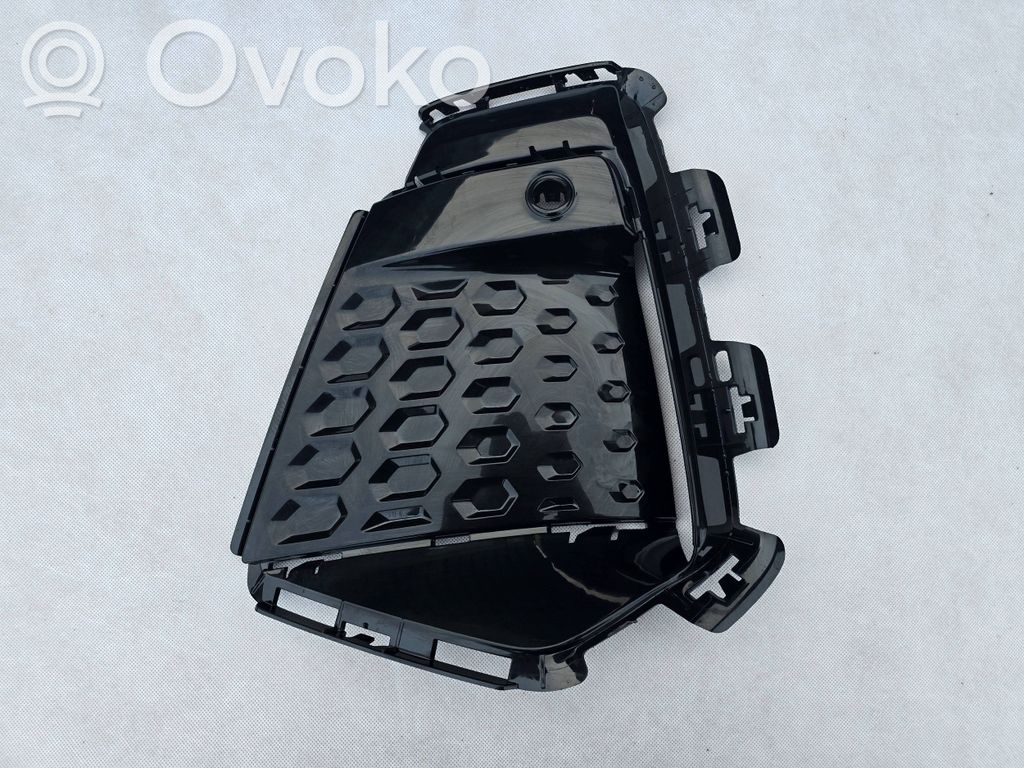 BMW 2 Active Tourer U06 Front bumper lower grill 