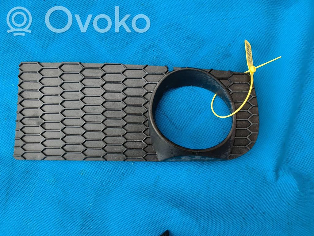 BMW X3 E83 Front bumper lower grill 
