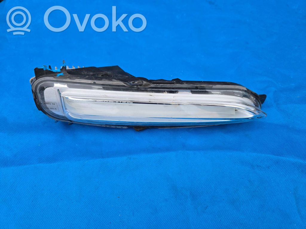 BMW i3 Front indicator light 