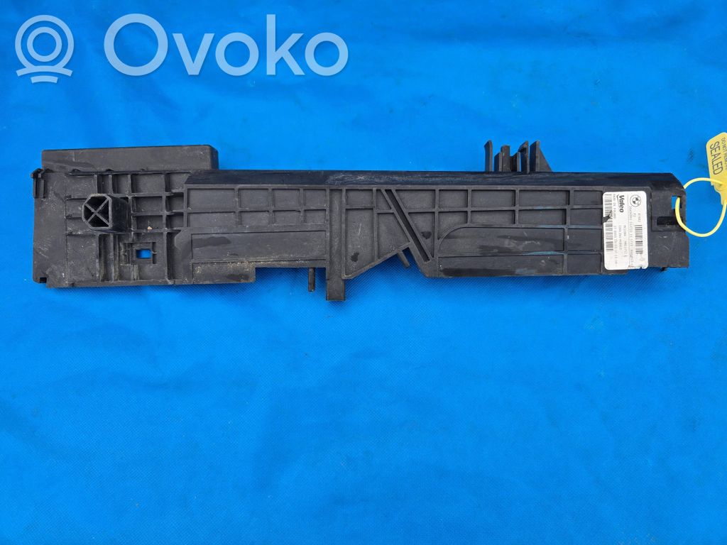 BMW 3 F30 F35 F31 Boczny panel mocowania chłodnicy 