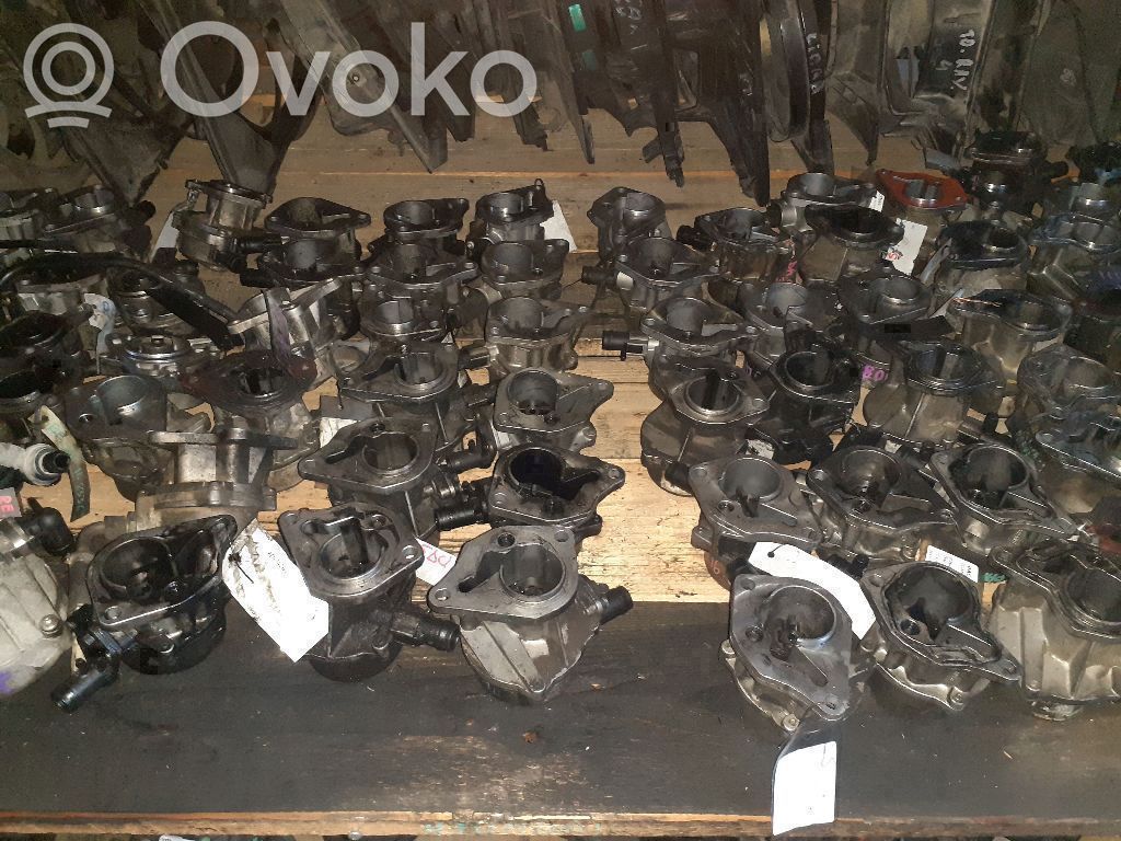 Opel Astra F Vacuum pump 