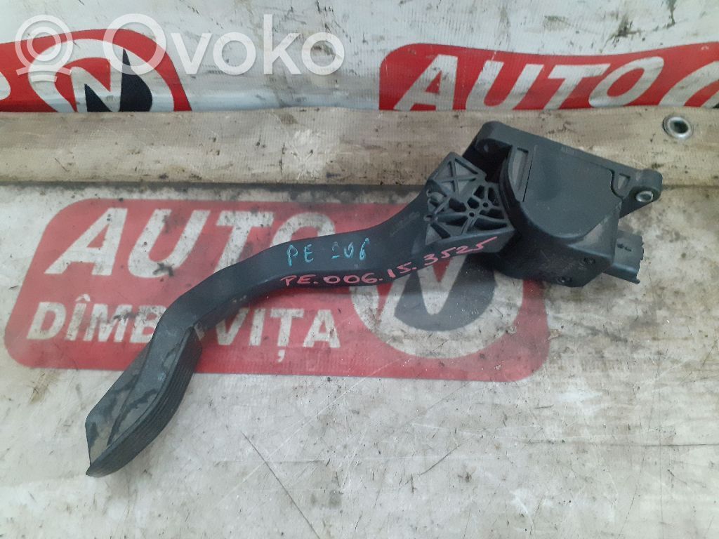 Peugeot 206 Accelerator throttle pedal 